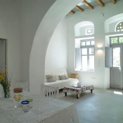 Tutti Blu Tinos Living Space