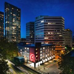 Staypineapple, Hotel FIVE, Downtown Seattle