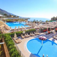 Orka Sunlife Resort Hotel and Aquapark