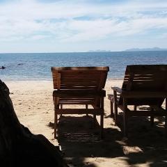俊穆岛瑞莱克斯海滩旅馆