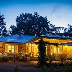 Monica Garden Bungalow