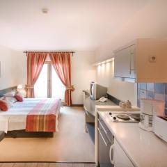Hotel Kalma, Kalma Villa, Apart Hotel