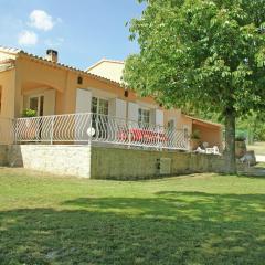 Detached villa with enclosed beautiful garden