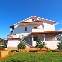 Apartments Mariza 1026