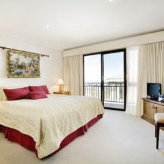 Pension Grimus Zurs Suite AMS Mt Buller
