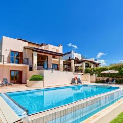 4 bedroom Villa Helidoni with private infinity pool, Aphrodite Hills Resort