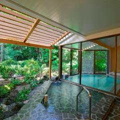 乐娜莎赤泽山林小屋