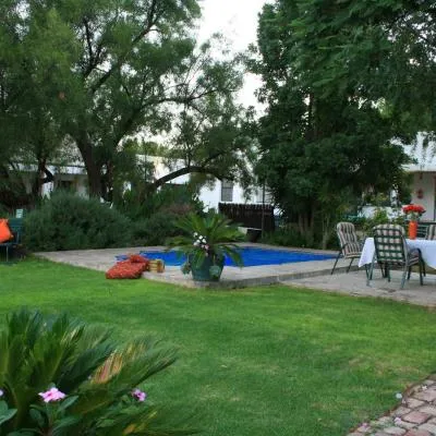 Steytlerville Royal Hotel，位于Steytlerville的酒店
