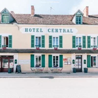Hotel Le Central，位于Boussac的酒店