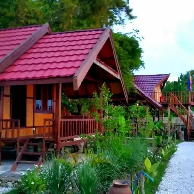 Maryan Moyo Bungalows & Resto，位于Moyo Island的酒店