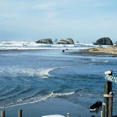 Webb's Scenic Surf，位于卡农海滩的酒店
