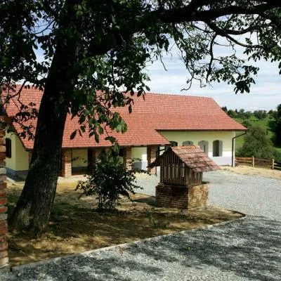 Apartments Mali Raj，位于Dolenci的酒店
