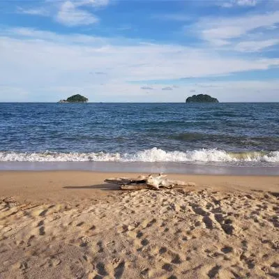 Sea Smile Resort，位于班武里府的酒店