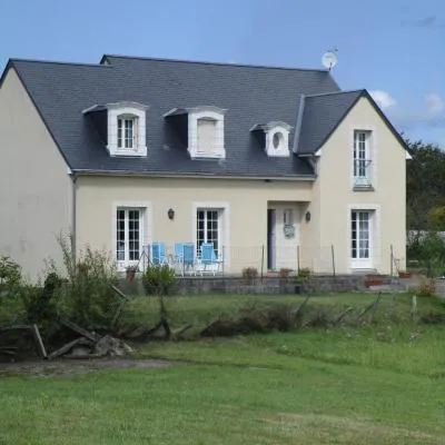 La maison de Mathilde，位于Saint-Jean-de-la-Motte的酒店
