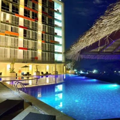 Ascent Premiere Hotel and Convention，位于玛琅的酒店