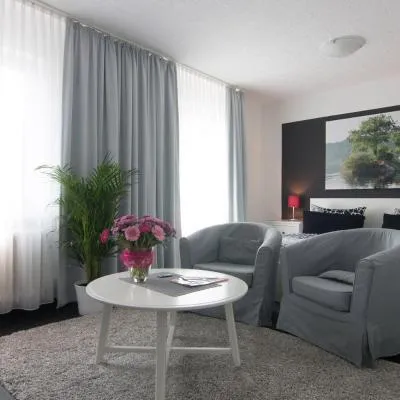 Hotel Pension Haus Talblick Edersee，位于Hemfurth-Edersee的酒店