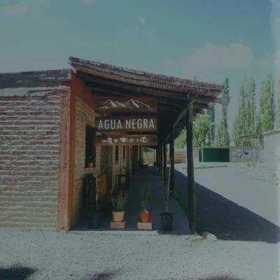 Agua Negra，位于Las Flores的酒店