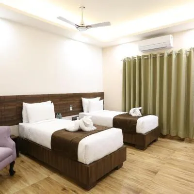 The Ventura Grand Hotel，位于班加罗尔的酒店