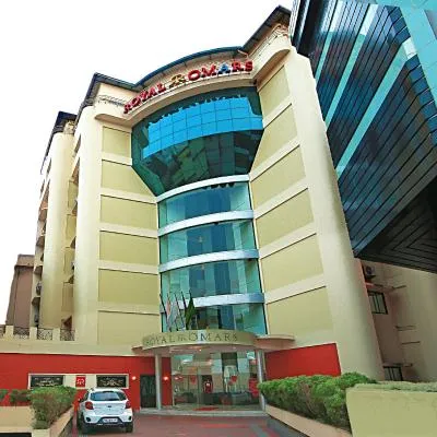 Royal Omars，位于坎努尔的酒店