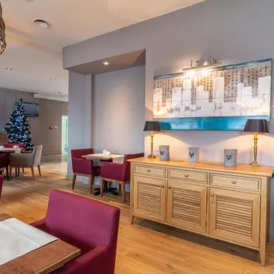 Hotel Nawigator Szczawnica，位于什恰夫尼察的酒店