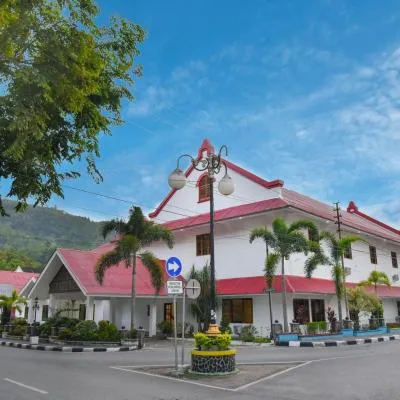 KHAS Ombilin Hotel，位于Sawahlunto的酒店