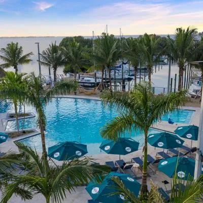 Compass Hotel by Margaritaville Anna Maria Sound，位于布雷登顿的酒店