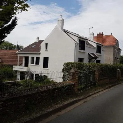 Le petit belge，位于Montgivray的酒店