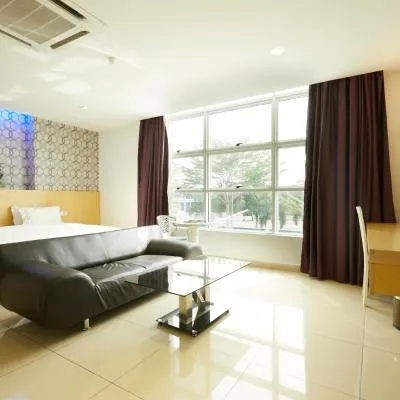 East Sun Hotel Sekinchan，位于适耕庄的酒店