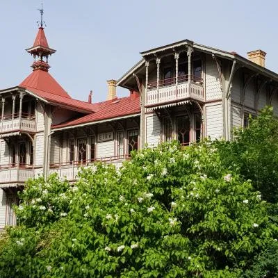 Villa Eira vandrarhem，位于尤城的酒店