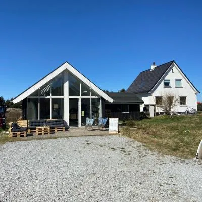 Viking Surf House，位于克利特默勒的酒店
