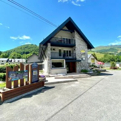 Hotel Le Chalet，位于圣玛丽德康庞的酒店