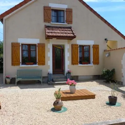 Chambres d' Hotes a Benaize，位于Coulonges的酒店