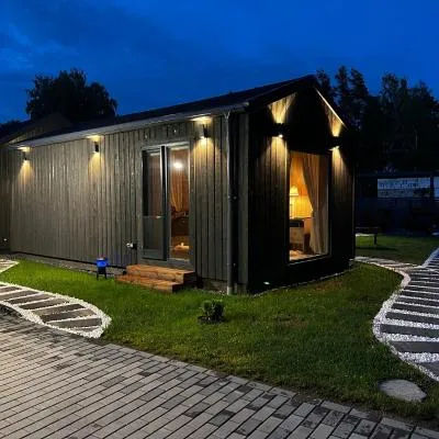 Romantic Holiday House Nandi Rezidence Janupietis，位于Mellupi的酒店