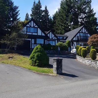 Quaint Tudor Retreat，位于那诺斯湾的酒店