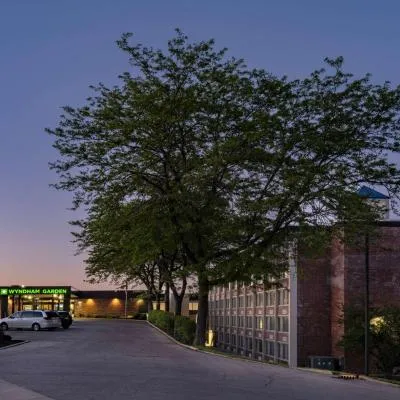 Wyndham Garden Kenosha Harborside，位于基诺沙的酒店