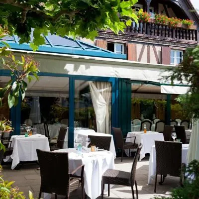Hôtel Restaurant Relais De La Poste - Strasbourg Nord，位于拉旺泽诺的酒店