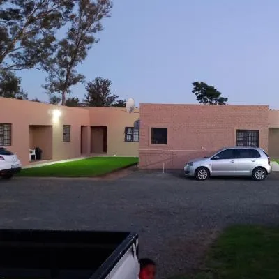 Claytons accommodation，位于Bedford的酒店