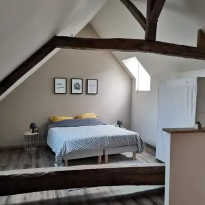 Gîte Val de Loire accès privatif: 2/4 personnes，位于Saint-Branchs的酒店