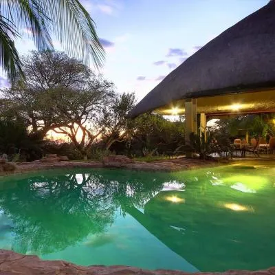 Ehlathini Game Lodge，位于Marken的酒店
