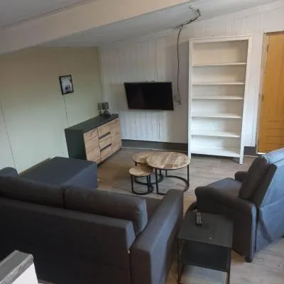camping family room，位于Ter Aar的酒店