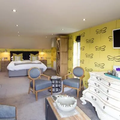 No33 THORNHAM BOUTIQUE SUITES，位于索海姆的酒店