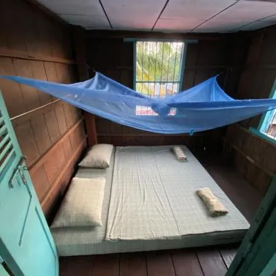 Lazy Mango Home Stay，位于Phumĭ Poŭthĭ Mâ Srei的酒店