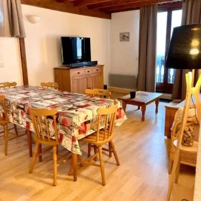 Appartement T2 Guzet Neige，位于于斯图的酒店