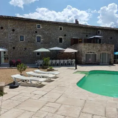 Ardèche chambres d hôtes près de Vallon pont d Arc，位于格罗斯皮耶尔雷的酒店