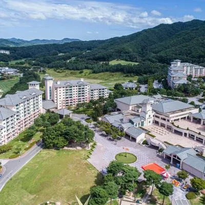 Oak Valley Resort，位于原州市的酒店