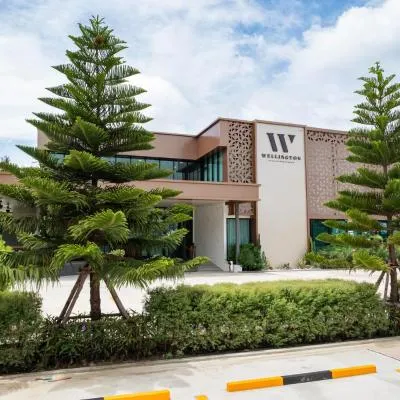 Wellington Hotel Prachuapkhirikhan，位于Ban Nong Bua的酒店