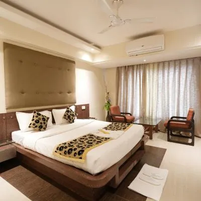 Hotel City Symphony，位于楠代德的酒店