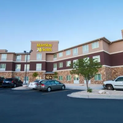 霍布斯曼斯戴套房酒店，位于霍布斯的酒店