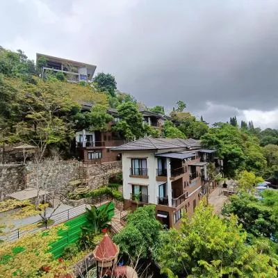 Mist Mountain Resort powered by Cocotel，位于宿务的酒店