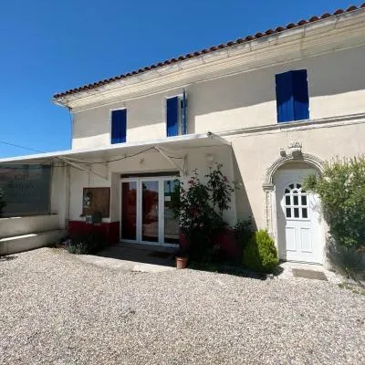 Le Cosy (anciennement La Belle Etoile)，位于Saint-Androny的酒店